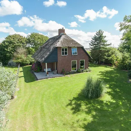Luxurious Mansion In Callantsoog With Sauna جوليانادورب
